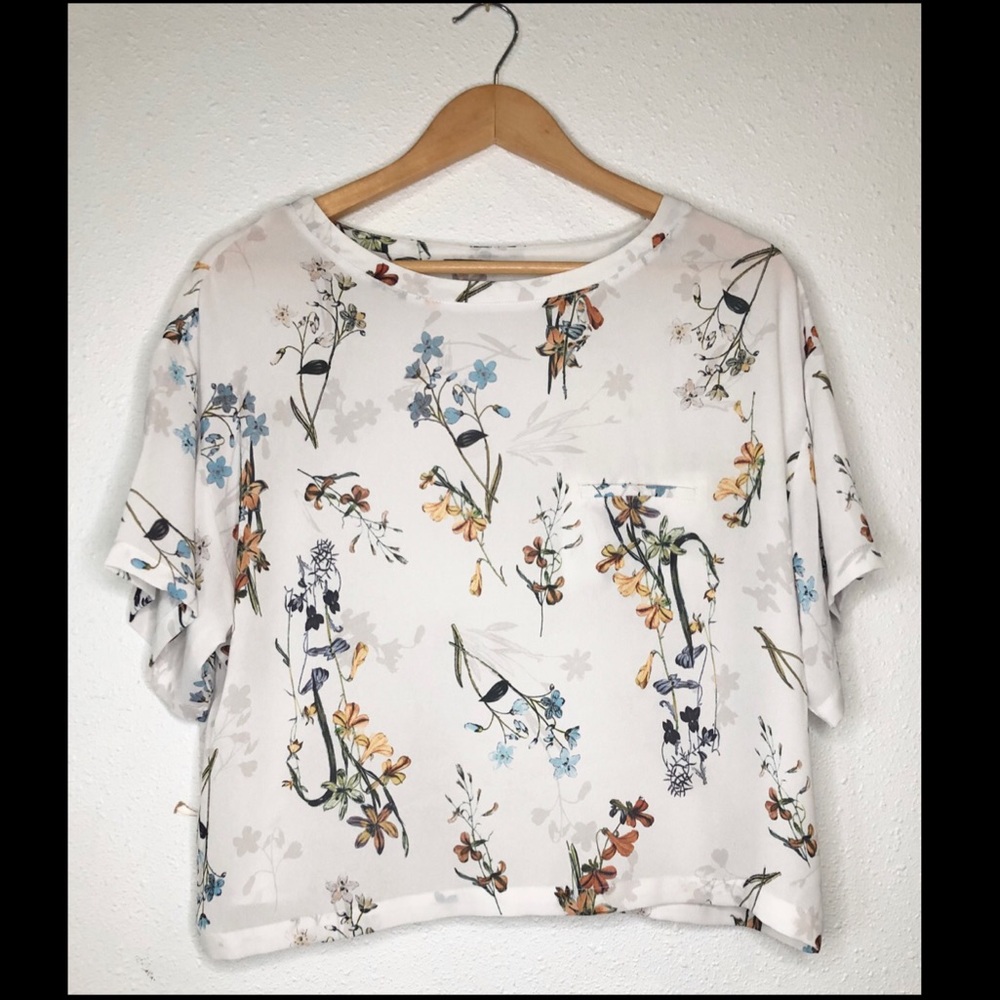 Autograph White Floral Crop Tee SZ6